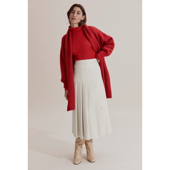 Country Road Red Women's Cardigan - Picture 2 of 14